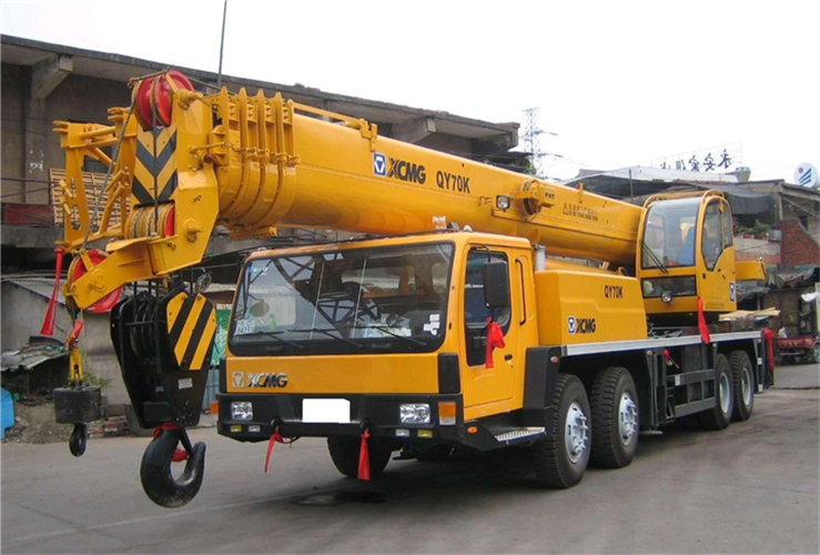 化隆吊车出租选择重点